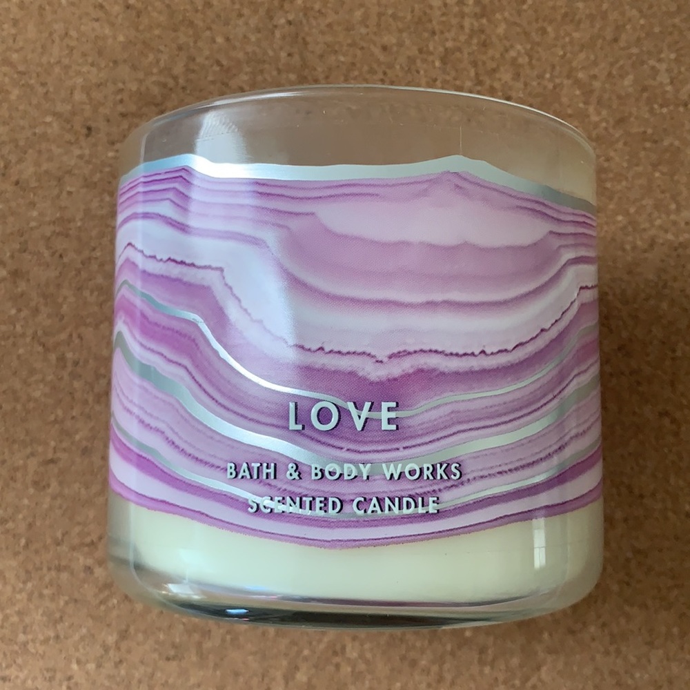 B&BW Rose Quartz 3-Wick Candle - Picture 3 of 6